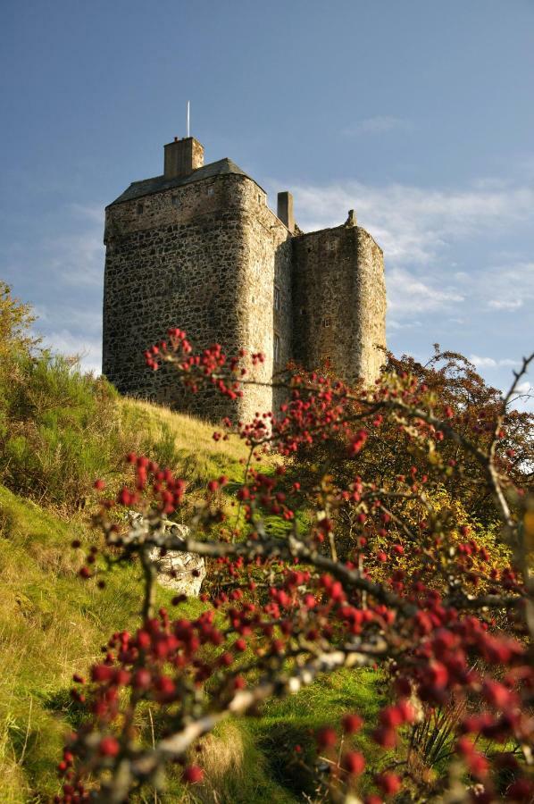 Neidpath Castle Cottage Peebles Extérieur photo